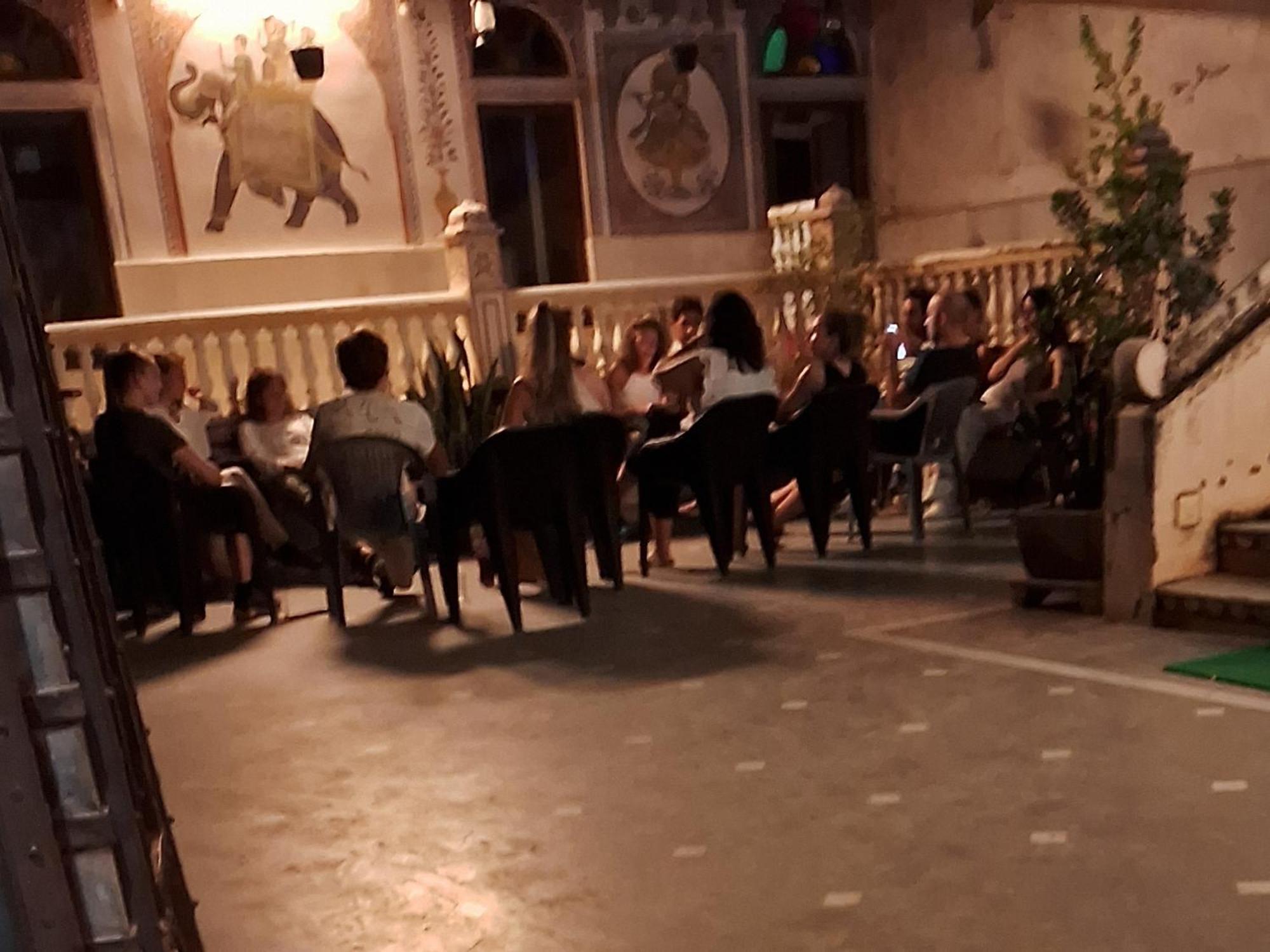 Hotel Mandawa Haveli Bagian luar foto
