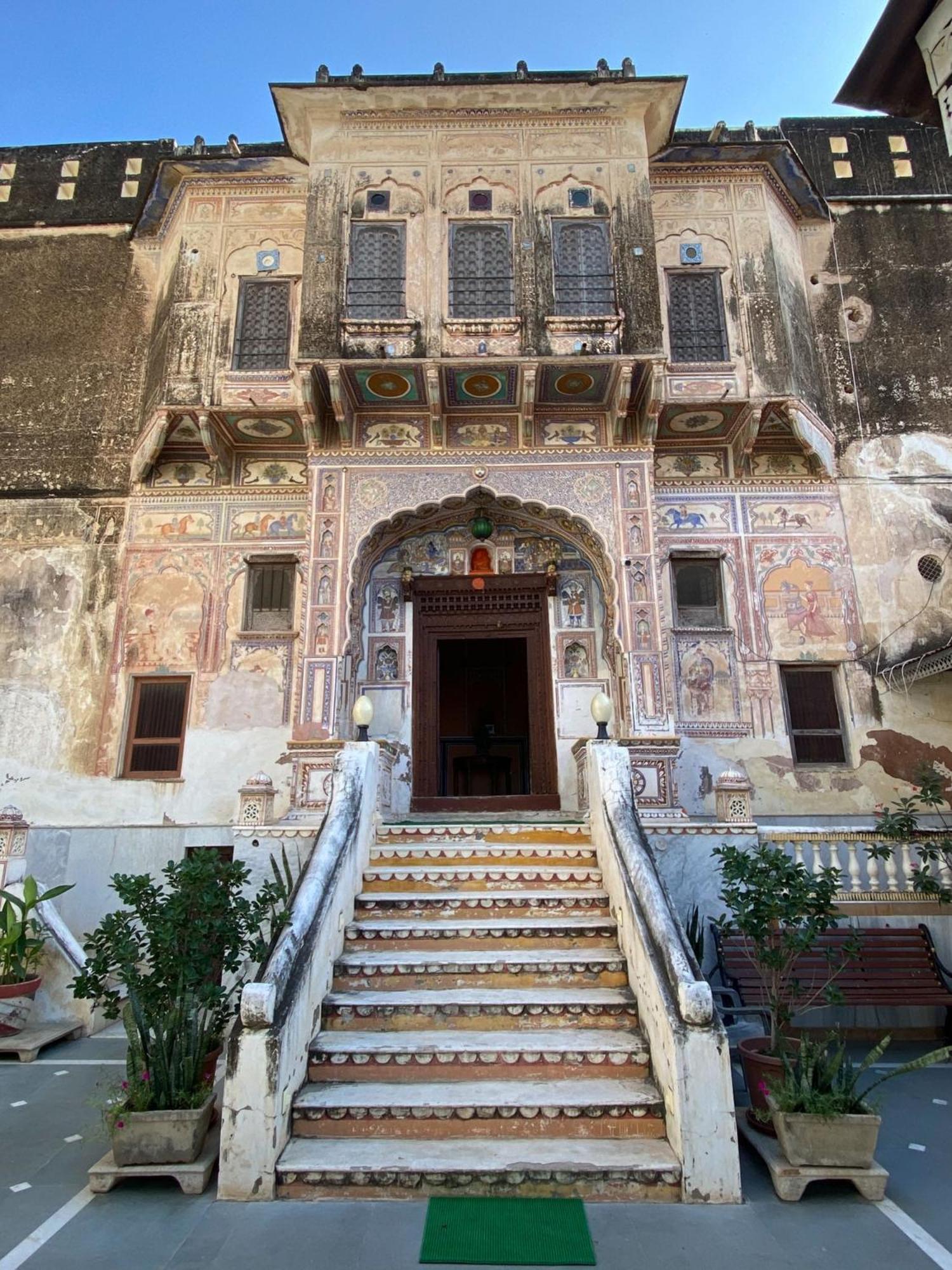 Hotel Mandawa Haveli Bagian luar foto
