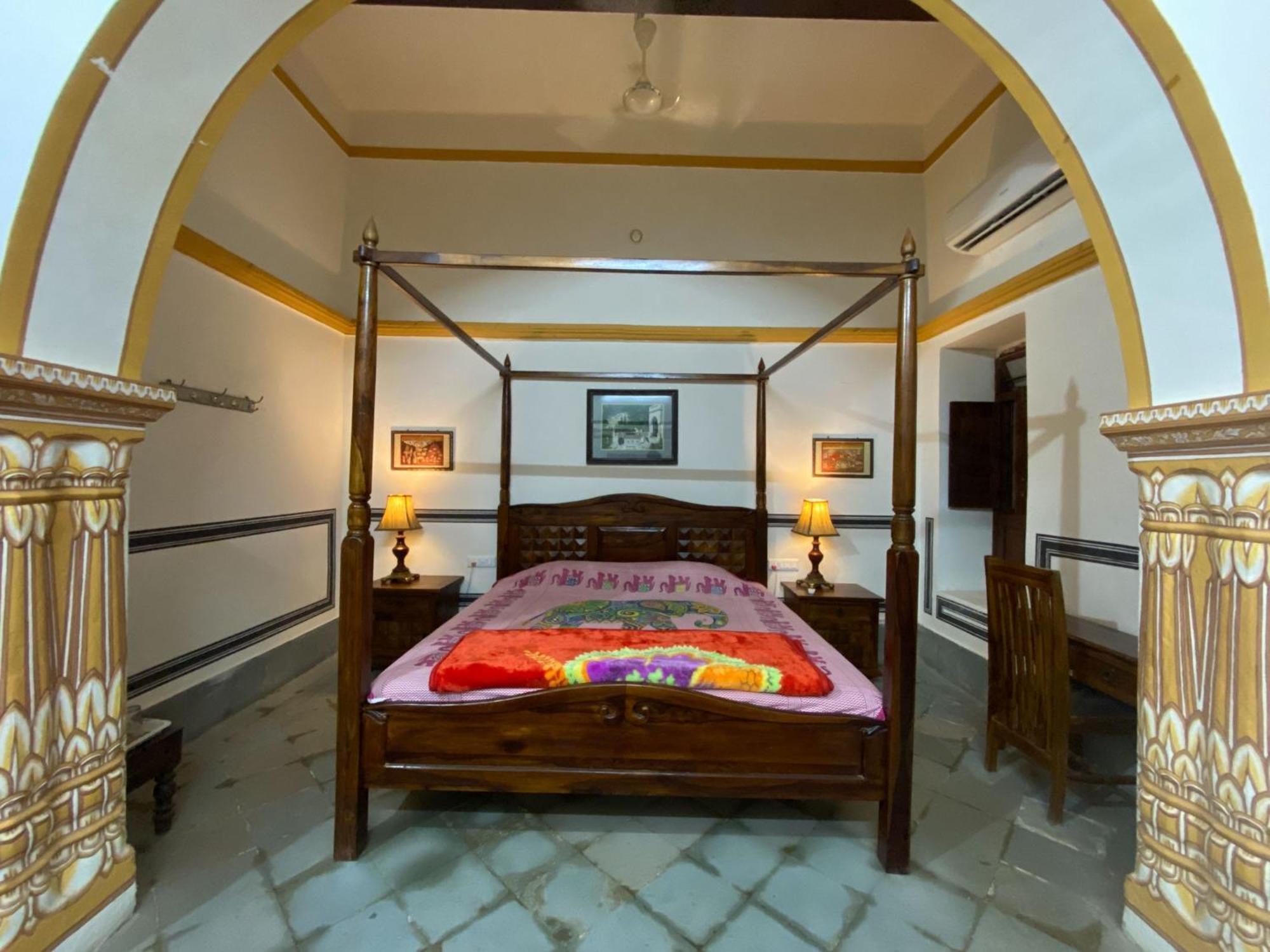 Hotel Mandawa Haveli Bagian luar foto